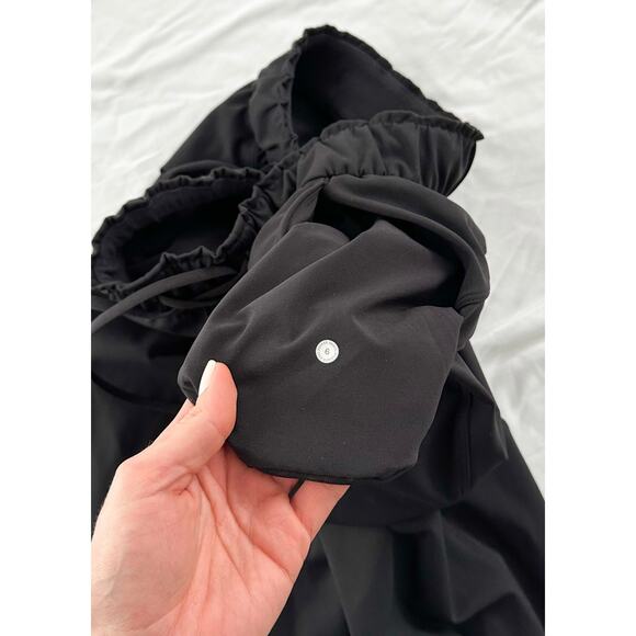 Lululemon Stretch High-Rise Jogger Pants in Black size 6 - Picture 11 of 12